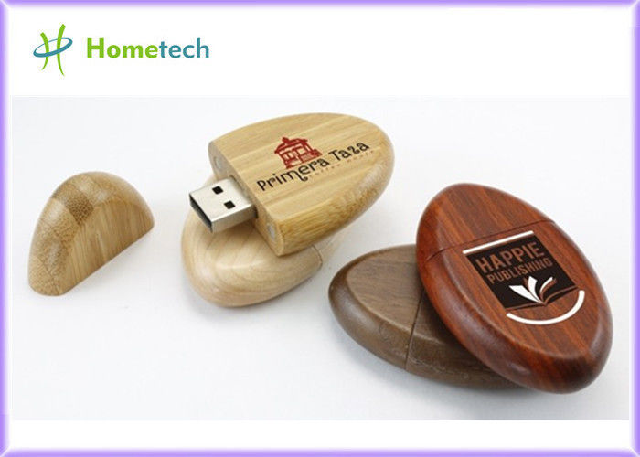 Pequeña memoria USB de madera de bambú